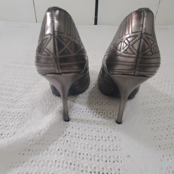 SAM EDELMAN Gray & Black Heels Size 6.5 - Picture 6 of 8
